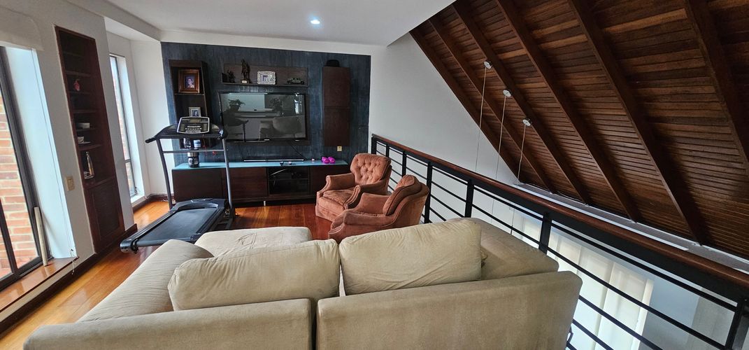Apartamento en venta en Santa Barbara Occidental, Bogotá · foto 9 de 20