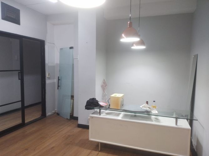 Bodega en arriendo en Cristo Rey, Medellín, 18 m² · foto 6 de 12