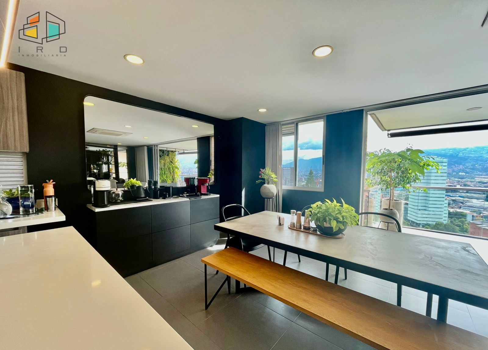 Apartamento en arriendo en Castropol, Medellín · foto 7 de 24