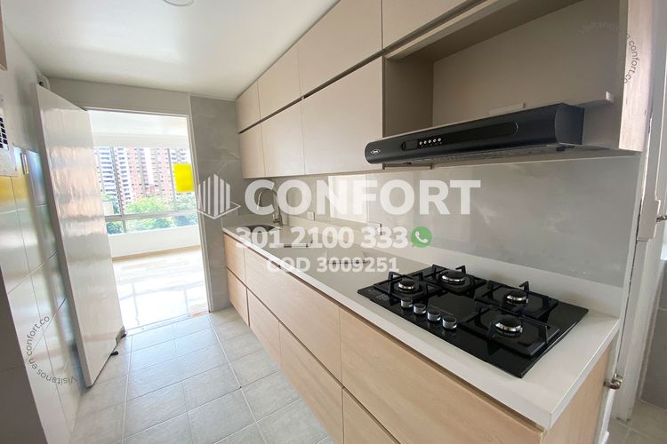 Apartamento de 3 alcobas en arriendo en Los Balsos, Medellín, 86 m² · foto 6 de 20