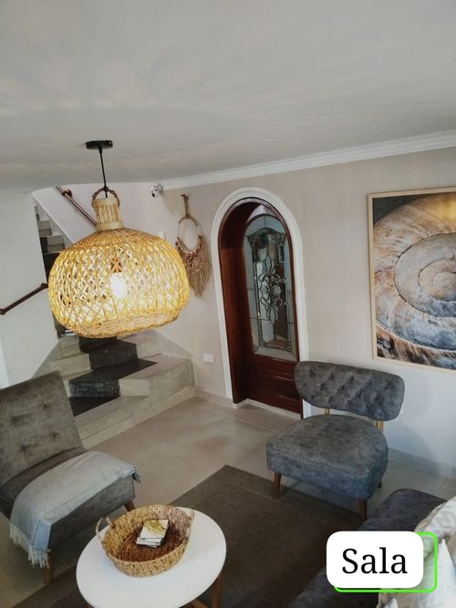 Casa de 5 alcobas en venta en Cristobal, Medellín, 308 m² · foto 2 de 18