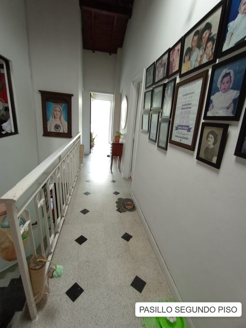Casa de 5 alcobas en venta en Cristobal, Medellín, 308 m² · foto 8 de 18
