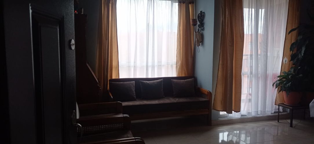 Apartamento de 3 alcobas en venta en Conjunto Residencial Zaragoza Ii, Madrid, 63 m² · foto 3 de 14
