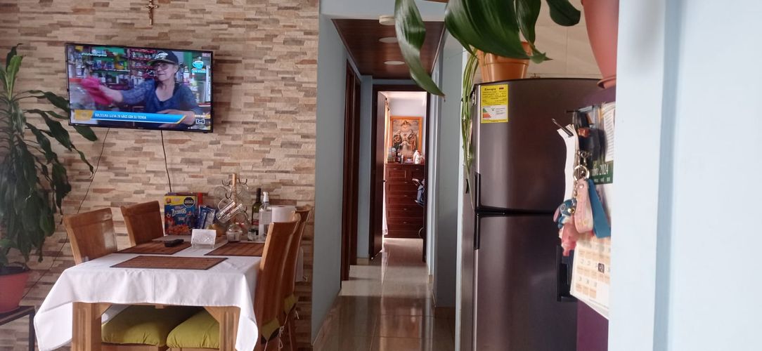 Apartamento de 3 alcobas en venta en Conjunto Residencial Zaragoza Ii, Madrid, 63 m² · foto 4 de 14