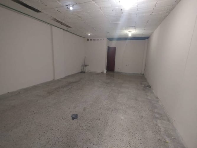 Local en arriendo en San Benito, Medellín, 110 m² · foto 5 de 6