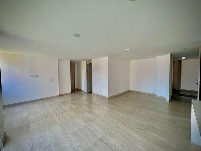 Apartamento de 2 alcobas en venta en La Doctora, Sabaneta, 72 m² · foto 4 de 20