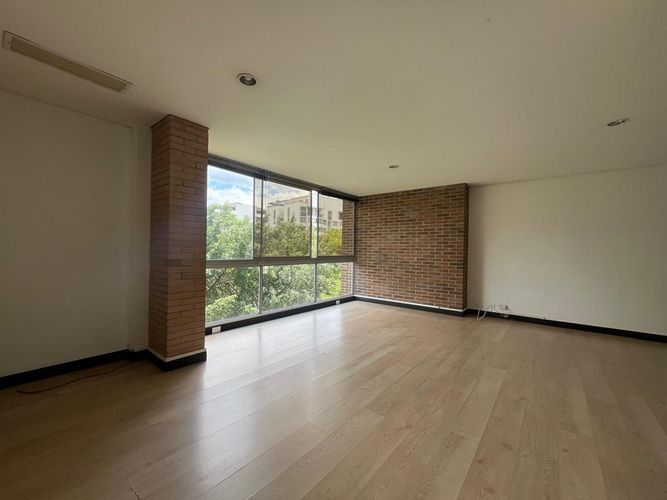 Oficina en arriendo en El Poblado, Medellín, 45 m² · foto 3 de 10
