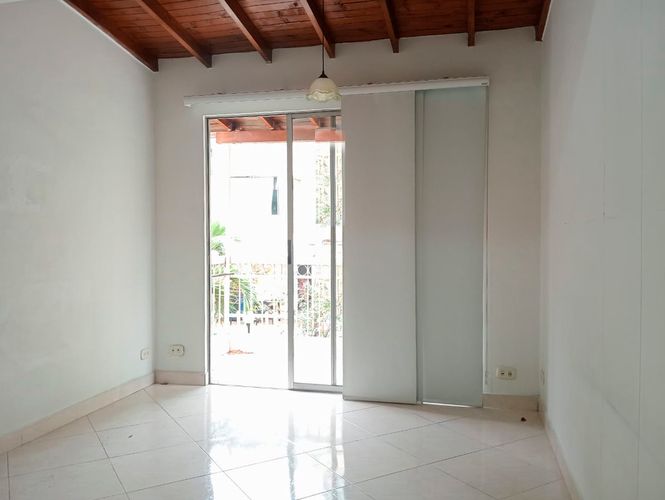 Casa de 3 alcobas en arriendo en La America, Medellín, 150 m² · foto 14 de 20