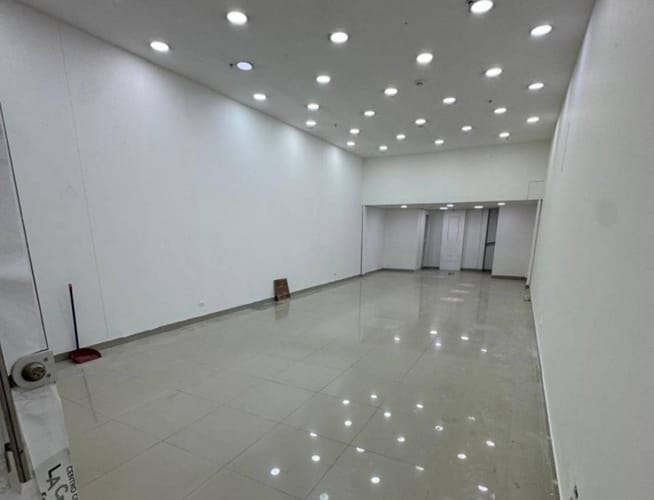 Local en arriendo en Vía Las Palmas, Medellín, 75 m² · foto 2 de 2