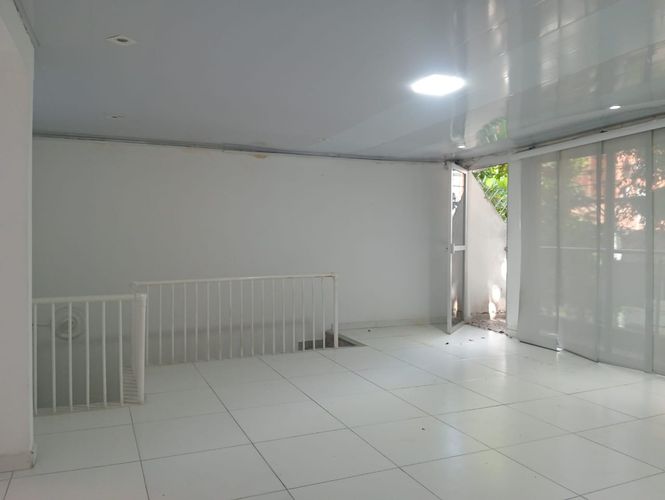 Oficina en arriendo en Laureles, Medellín, 115 m² · foto 2 de 17