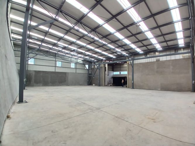 Bodega en arriendo en Remigio Antonio Canarte, Pereira, 530 m² · foto 5 de 17