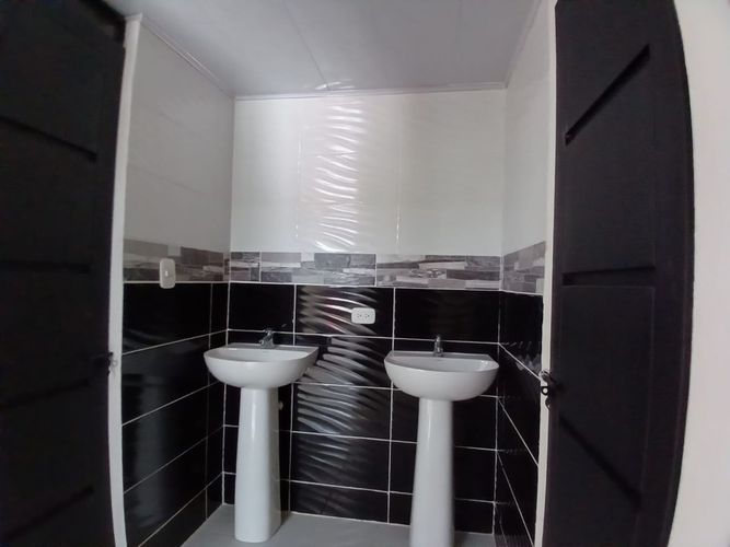 Bodega en arriendo en Remigio Antonio Canarte, Pereira, 530 m² · foto 17 de 17