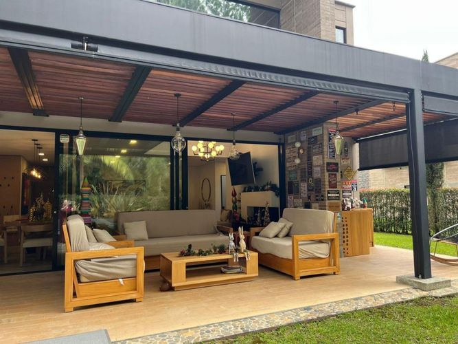 Casa de 4 alcobas en venta en Llano Grande, Rionegro, 225 m² · foto 16 de 17