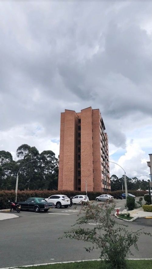 Apartamento de 1 alcoba en venta en Llano Grande, Rionegro, 56 m² · foto 3 de 11