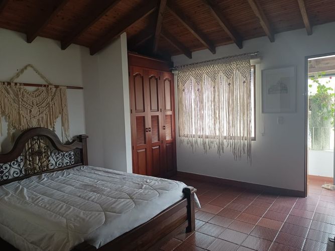 Casa de 6 alcobas en venta en El Tambo, La Ceja, 510 m² · foto 9 de 24