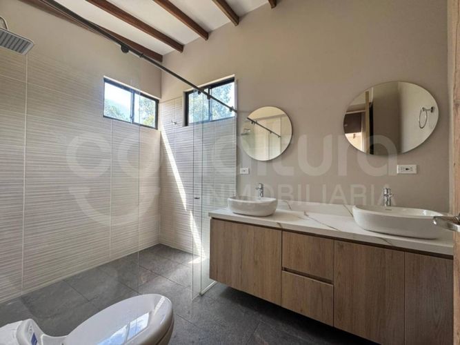 Casa de 3 alcobas en venta en Pantanillo, El Retiro, 238 m² · foto 19 de 23