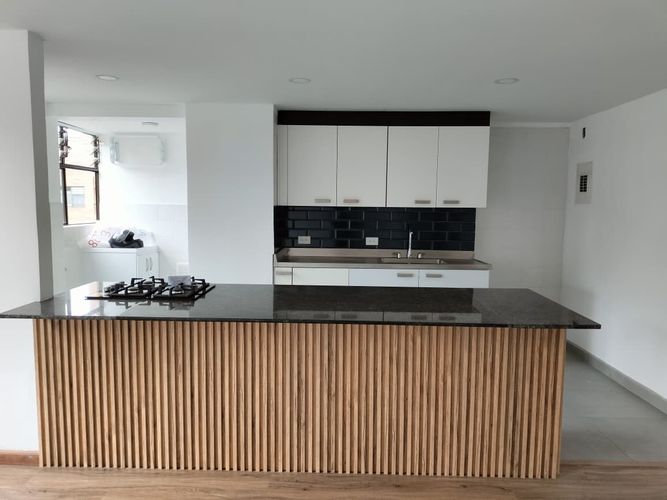 Apartamento de 3 alcobas en arriendo en El Poblado, Medellín, 134 m² · foto 7 de 20