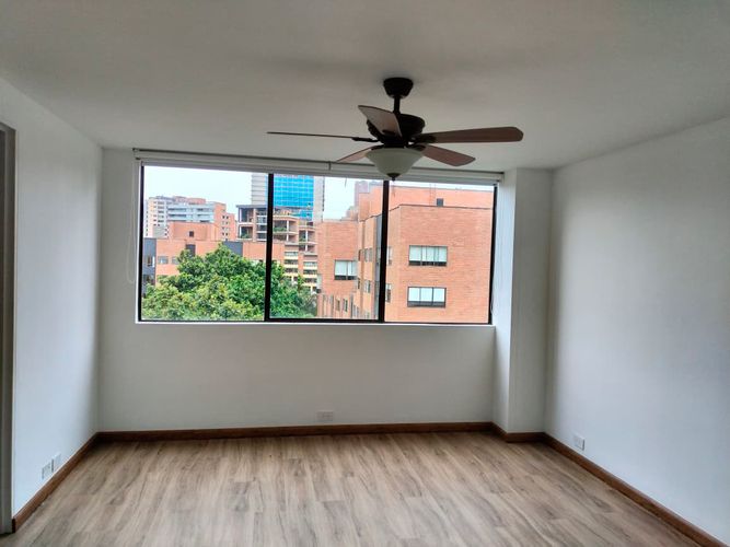 Apartamento de 3 alcobas en arriendo en El Poblado, Medellín, 134 m² · foto 4 de 20
