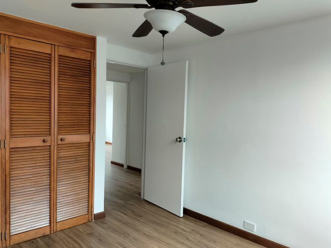 Apartamento de 3 alcobas en arriendo en El Poblado, Medellín, 134 m² · foto 18 de 20