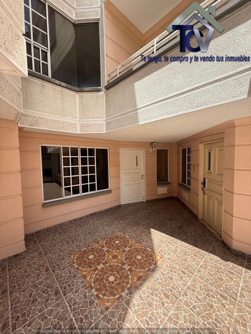 Casa de 4 alcobas en venta en Cañaveral, Floridablanca, 263 m² · foto 3 de 22