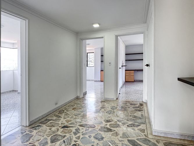Apartamento en venta en Castropol, Medellín · foto 5 de 16