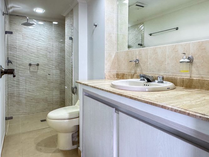 Apartamento en venta en Castropol, Medellín · foto 10 de 16