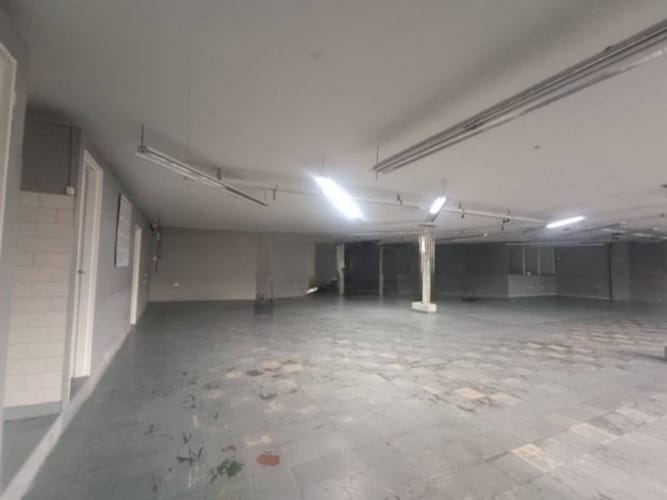 Bodega en arriendo en Colombia, Medellín, 500 m² · foto 2 de 6