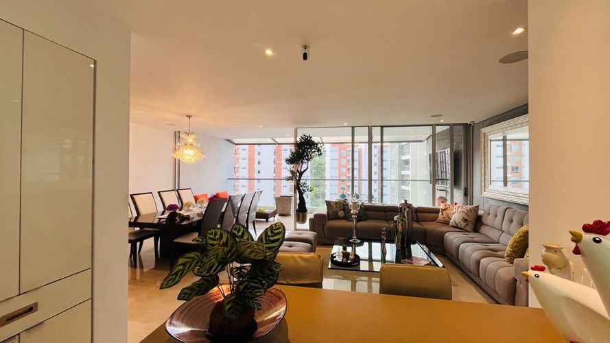 Apartamento de 3 alcobas en venta en Santa Teresita, Cali, 294 m² · foto 9 de 24
