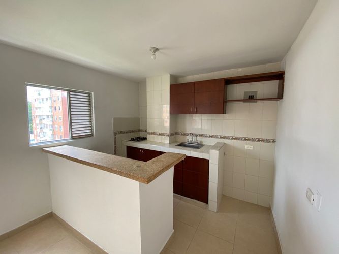 Edificio en venta en Ciudad Jardin, Cali, 269 m² · foto 7 de 19