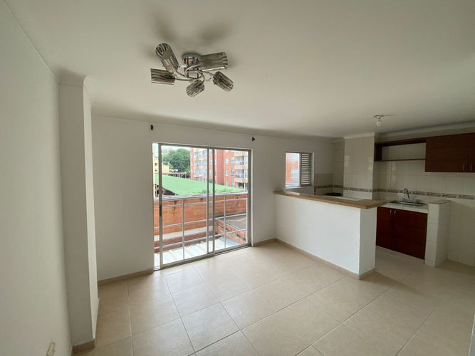 Edificio en venta en Ciudad Jardin, Cali, 269 m² · foto 12 de 19