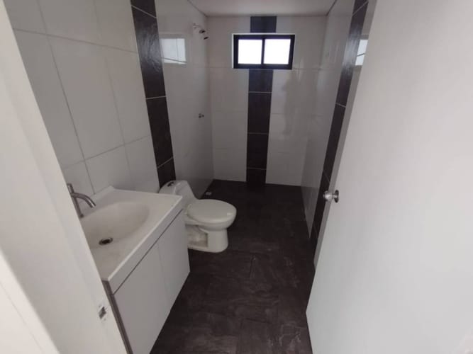 Local en arriendo en Llano Grande, Rionegro, 300 m² · foto 12 de 16