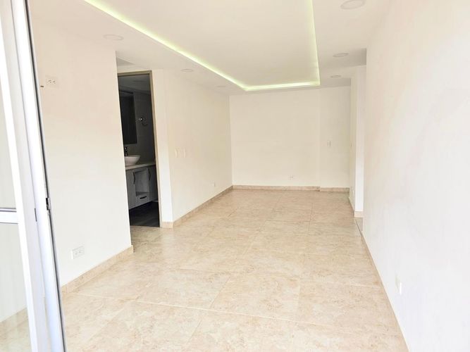 Apartamento de 3 alcobas en venta en Bello, 74 m² · foto 8 de 24