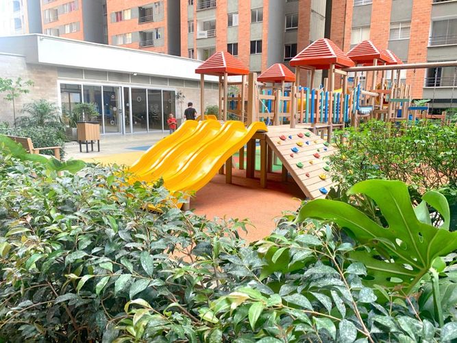 Apartamento de 3 alcobas en venta en Bello, 74 m² · foto 19 de 24