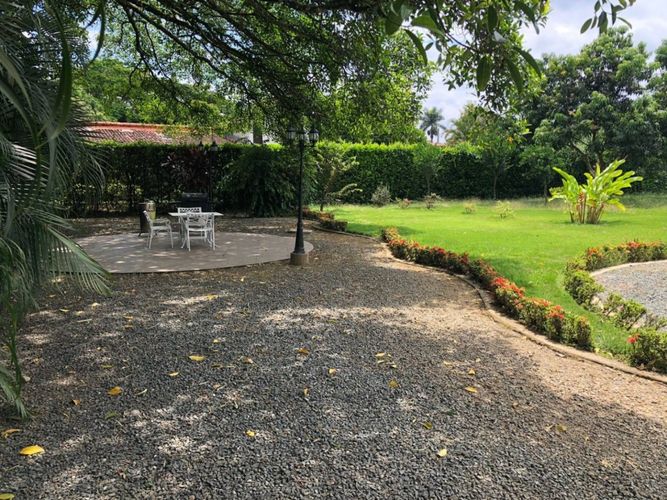 Casa de 3 alcobas en venta en Las Mercedes, Jamundí, 439 m² · foto 7 de 24