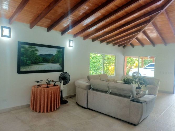Casa de 3 alcobas en venta en Las Mercedes, Jamundí, 439 m² · foto 13 de 24