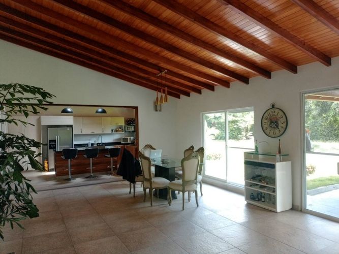 Casa de 3 alcobas en venta en Las Mercedes, Jamundí, 439 m² · foto 14 de 24