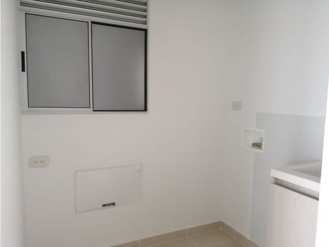 Apartamento de 2 alcobas en venta en Bochalema, Cali, 64 m² · foto 10 de 24
