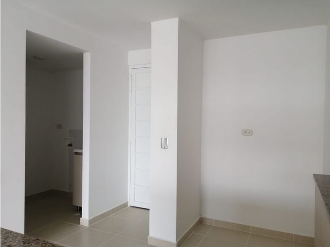 Apartamento de 2 alcobas en venta en Bochalema, Cali, 64 m² · foto 12 de 24