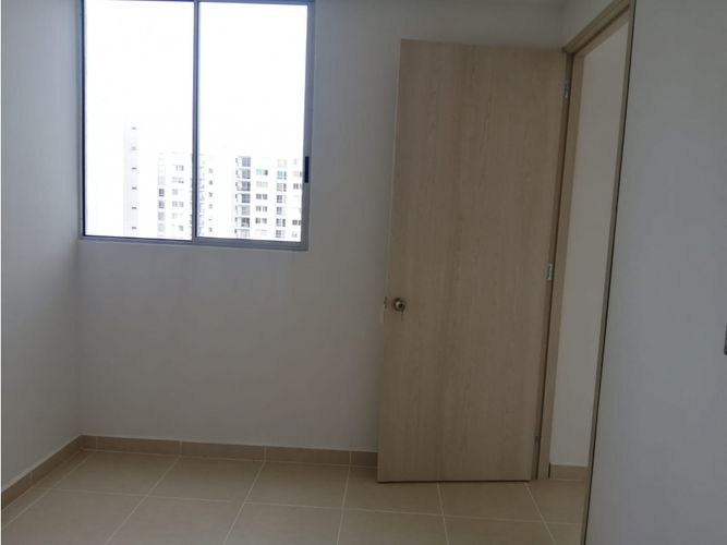 Apartamento de 2 alcobas en venta en Bochalema, Cali, 64 m² · foto 13 de 24