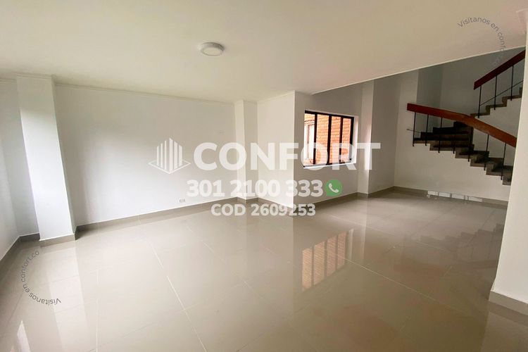 Apartamento de 4 alcobas en arriendo en Conquistadores, Medellín, 230 m² · foto 4 de 24