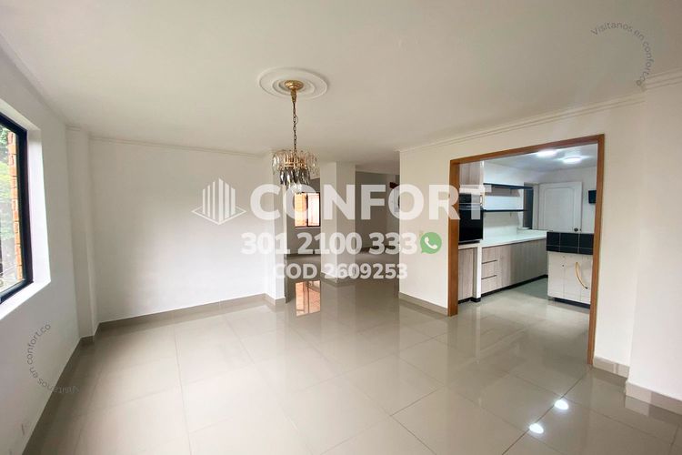 Apartamento de 4 alcobas en arriendo en Conquistadores, Medellín, 230 m² · foto 7 de 24