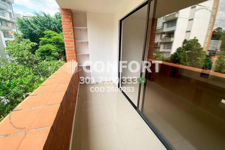 Apartamento de 4 alcobas en arriendo en Conquistadores, Medellín, 230 m² · foto 13 de 24