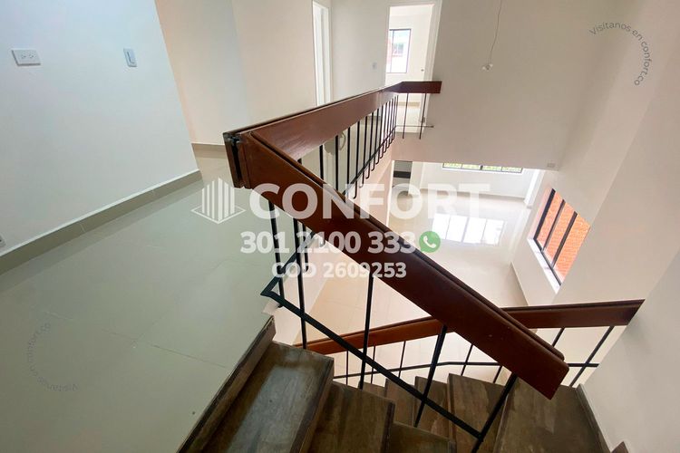 Apartamento de 4 alcobas en arriendo en Conquistadores, Medellín, 230 m² · foto 14 de 24