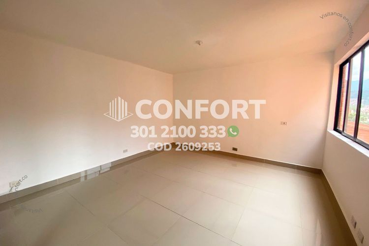 Apartamento de 4 alcobas en arriendo en Conquistadores, Medellín, 230 m² · foto 16 de 24