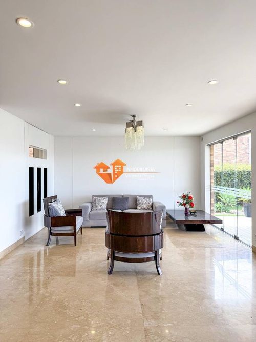 Casa de 5 alcobas en venta en Ruitoque Condominio, Floridablanca, 970 m² · foto 7 de 23