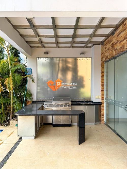 Casa de 5 alcobas en venta en Ruitoque Condominio, Floridablanca, 970 m² · foto 13 de 23