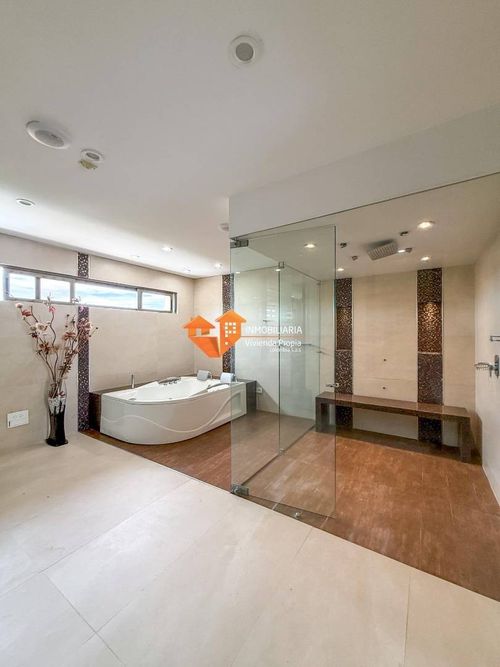 Casa de 5 alcobas en venta en Ruitoque Condominio, Floridablanca, 970 m² · foto 16 de 23