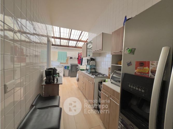 Apartamento de 3 alcobas en venta en La Estrella, Manizales, 132 m² · foto 5 de 13
