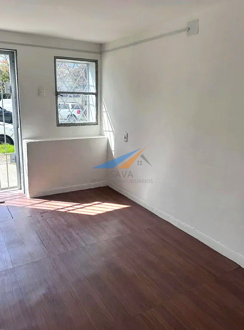 Alquiler Local Comercial en Buceo! 32m² al Frente. · Foto 6