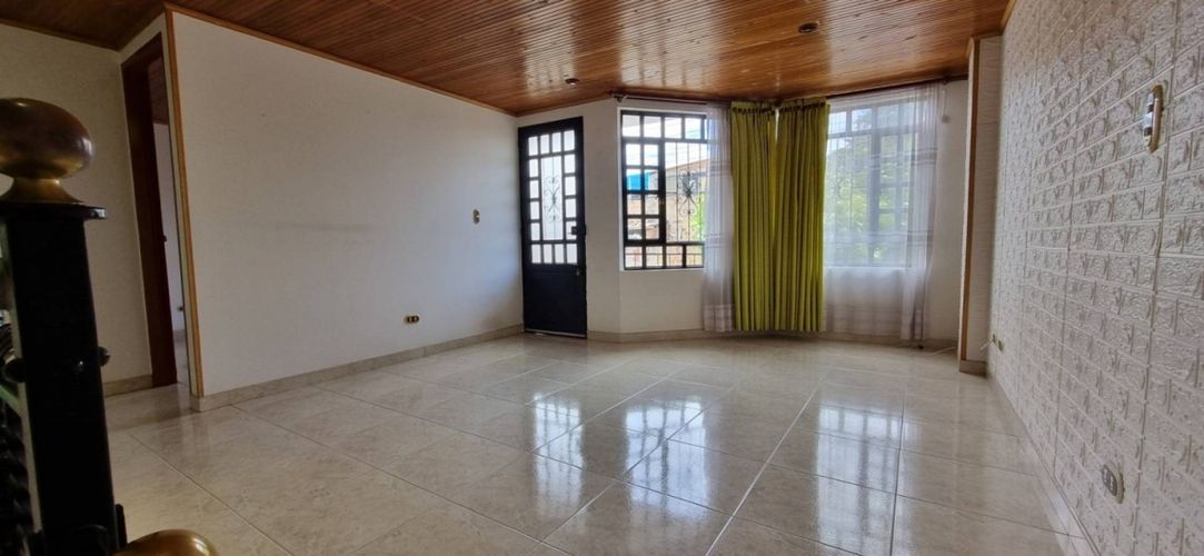 Casa de 3 alcobas en venta en Villa Paul, Funza, 252 m² · foto 15 de 19